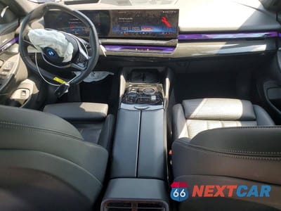 Zdjęcie 8 z 12 samochodu: 2024 BMW I5 EDRIVE 40 VIN:WBY33FK06RCR56582 - miniatura