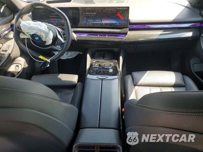 Zdjęcie 8 z 12 samochodu: 2024 BMW I5 EDRIVE 40 VIN:WBY33FK06RCR56582 - miniatura