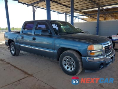 Czwarte zdjęcie samochodu z boku: 2006 GMC NEW SIERRA C1500 VIN:2GTEC13V161241315 - miniatura