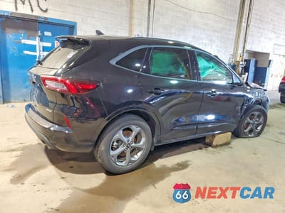 Trzecie zdjęcie samochodu z tyłu: 2024 FORD ESCAPE ST LINE VIN:1FMCU9MN0RUA95284 - miniatura