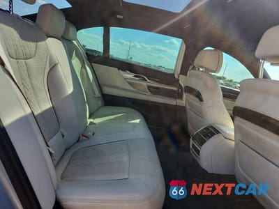 Zdjęcie 10 z 12 samochodu: 2019 BMW 750 I VIN:WBA7F0C5XKGM24801 - miniatura