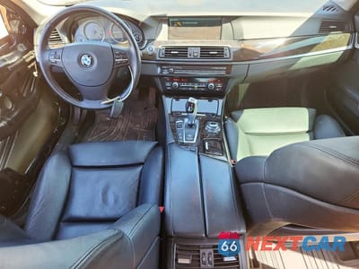 Zdjęcie 8 z 13 samochodu: 2012 BMW 535 XI VIN:WBAFU7C58CDU60130 - miniatura