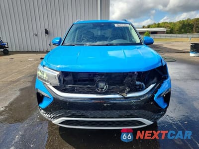 Piąte zdjęcie samochodu w środku: 2024 VOLKSWAGEN TAOS SE VIN:3VVEX7B29RM127432 - miniatura