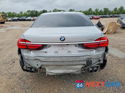 Zdjęcie 6 z 13 samochodu: 2017 BMW 750 I VIN:WBA7F0C33HGM21603 - miniatura