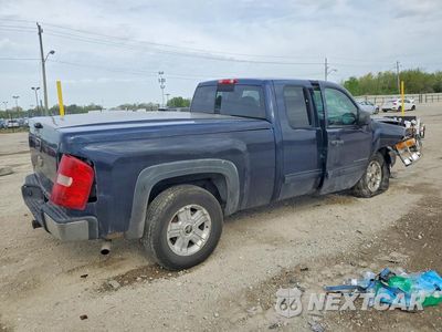 Trzecie zdjęcie samochodu z tyłu: 2011 CHEVROLET SILVERADO K1500 LT VIN:1GCRKSE38BZ209985 - miniatura
