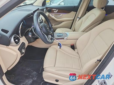 Zdjęcie 7 z 12 samochodu: 2022 MERCEDES-BENZ GLC 300 VIN:W1N0G8DB2NV376496 - miniatura