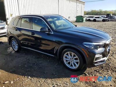 Czwarte zdjęcie samochodu z boku: 2021 BMW X5 XDRIVE40I VIN:5UXCR6C09M9F73306 - miniatura