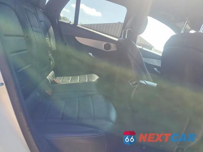 Zdjęcie 11 z 13 samochodu: 2019 MERCEDES-BENZ GLC 300 VIN:WDC0G4JB3KF548474 - miniatura