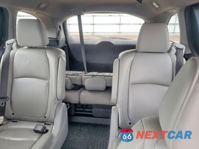 Zdjęcie 10 z 14 samochodu: 2020 HONDA ODYSSEY EXL VIN:5FNRL6H77LB043033 - miniatura