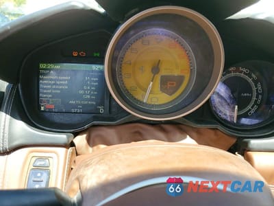 Zdjęcie 9 z 12 samochodu: 2011 FERRARI CALIFORNIA VIN:ZFF65LJA3B0178624 - miniatura
