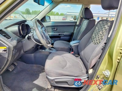 Zdjęcie 7 z 13 samochodu: 2011 KIA SOUL + VIN:KNDJT2A21B7255354 - miniatura