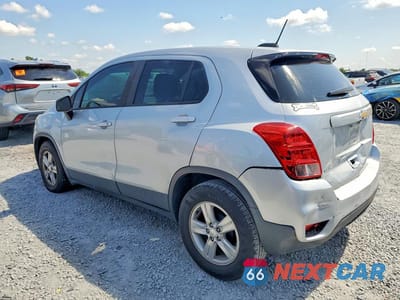 Drugie zdjęcie samochodu z przodu: 2019 CHEVROLET TRAX LS VIN:3GNCJKSB4KL291068 - miniatura
