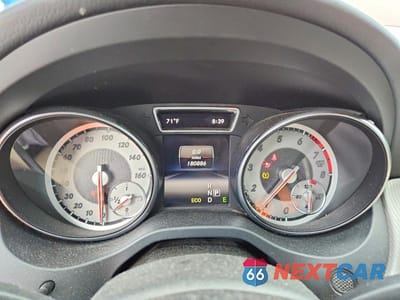 Zdjęcie 9 z 12 samochodu: 2014 MERCEDES-BENZ CLA 250 VIN:WDDSJ4EB4EN044008 - miniatura