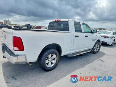 Trzecie zdjęcie samochodu z tyłu: 2019 RAM 1500 CLASSIC TRADESMAN VIN:1C6RR6FT1KS563042 - miniatura