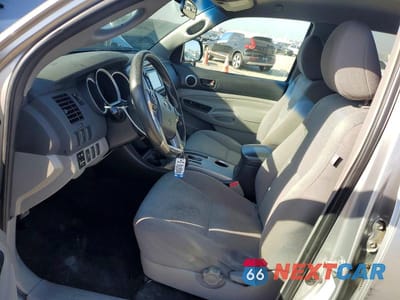 Zdjęcie 7 z 13 samochodu: 2015 TOYOTA TACOMA BASE VIN:5TFJX4CN7FX057567 - miniatura