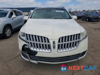 Piąte zdjęcie samochodu w środku: 2012 LINCOLN MKT VIN:2LMHJ5AT0CBL51533 - miniatura