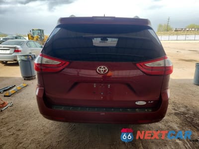 Zdjęcie 6 z 13 samochodu: 2018 TOYOTA SIENNA LE 8-PASSENGER VIN:5TDKZ3DC3JS939839 - miniatura