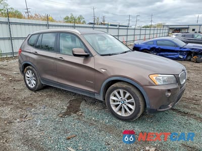 Czwarte zdjęcie samochodu z boku: 2013 BMW X3 XDRIVE28I VIN:5UXWX9C54D0A29977 - miniatura