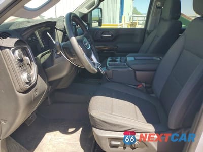 Zdjęcie 7 z 12 samochodu: 2023 GMC SIERRA K2500 SLE VIN:1GT49MEY2PF182501 - miniatura