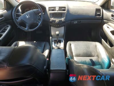 Zdjęcie 8 z 12 samochodu: 2007 HONDA ACCORD EX VIN:1HGCM56807A122021 - miniatura