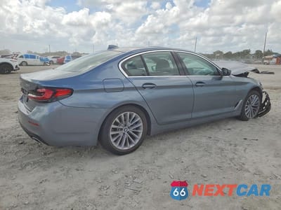 Trzecie zdjęcie samochodu z tyłu: 2022 BMW 530 I VIN:WBA53BH00NWX59665 - miniatura