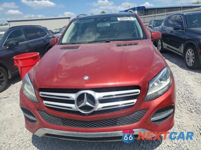 Piąte zdjęcie samochodu w środku: 2016 MERCEDES-BENZ GLE 350 VIN:4JGDA5JB9GA806561 - miniatura