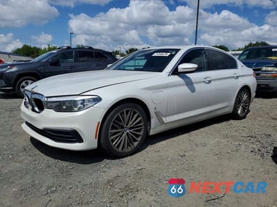 2019 BMW 530E WBAJA9C56KB254362 - główne zdjęcie licytacji z USA - miniatura
