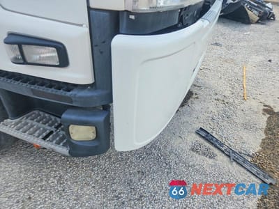 Zdjęcie 9 z 10 samochodu: 2019 ISUZU FTR TRUCK CAB AND CHASSIS VIN:54DK6S160KSG00478 - miniatura