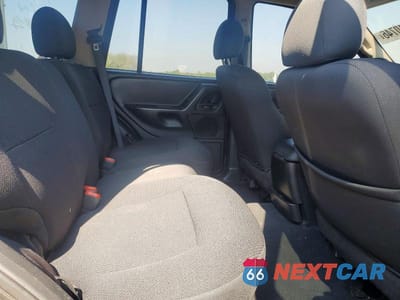 Zdjęcie 11 z 13 samochodu: 2004 JEEP GRAND CHEROKEE LAREDO VIN:1J4GW48S64C127375 - miniatura