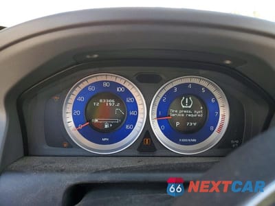 Zdjęcie 9 z 13 samochodu: 2013 VOLVO XC60 T6 VIN:YV4902DZ2D2456665 - miniatura