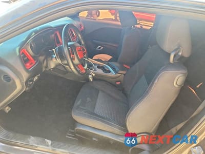 Zdjęcie 7 z 12 samochodu: 2021 DODGE CHALLENGER SXT VIN:2C3CDZAG8MH590570 - miniatura