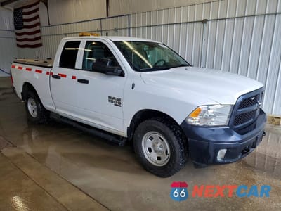 Czwarte zdjęcie samochodu z boku: 2023 RAM 1500 CLASSIC TRADESMAN VIN:1C6RR7FG7PS531941 - miniatura