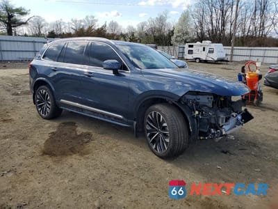 Czwarte zdjęcie samochodu z boku: 2025 VOLVO XC90 ULTRA VIN:YV4H60PGXS1371889 - miniatura
