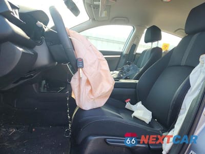 Zdjęcie 7 z 12 samochodu: 2016 HONDA CIVIC LX VIN:19XFC2F56GE038088 - miniatura