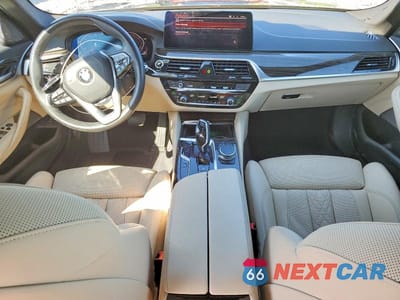 Zdjęcie 8 z 12 samochodu: 2021 BMW 530 XI VIN:WBA13BJ0XMWX05040 - miniatura