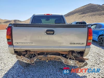 Zdjęcie 6 z 12 samochodu: 2000 CHEVROLET SILVERADO K1500 VIN:1GCEK14T8YZ272510 - miniatura