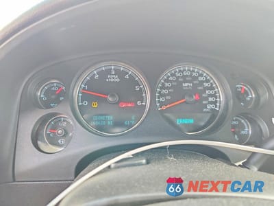 Zdjęcie 9 z 12 samochodu: 2013 GMC YUKON XL K1500 SLT VIN:1GKS2KE77DR221590 - miniatura