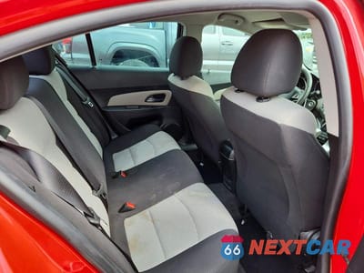 Zdjęcie 10 z 12 samochodu: 2015 CHEVROLET CRUZE LS VIN:1G1PA5SH0F7165616 - miniatura