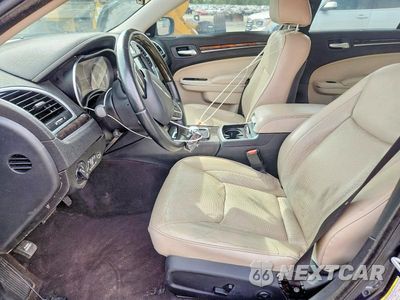 Zdjęcie 7 z 12 samochodu: 2018 CHRYSLER 300 LIMITED VIN:2C3CCAKGXJH170372 - miniatura