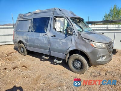 Czwarte zdjęcie samochodu z boku: 2021 MERCEDES BENZ SPRINTER 2500 VIN:W1W4EBVY0MT060057 - miniatura