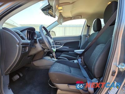 Zdjęcie 7 z 14 samochodu: 2025 MITSUBISHI OUTLANDER SPORT S VIN:JA4ARUAU9SU005710 - miniatura
