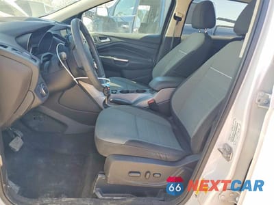 Zdjęcie 7 z 13 samochodu: 2015 FORD ESCAPE SE VIN:1FMCU9GX9FUB09031 - miniatura