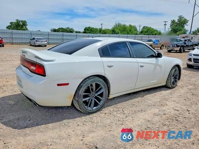 Trzecie zdjęcie samochodu z tyłu: 2014 DODGE CHARGER SXT VIN:2C3CDXHG8EH178239 - miniatura