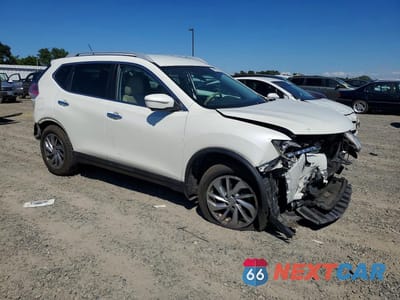 Czwarte zdjęcie samochodu z boku: 2015 NISSAN ROGUE SL VIN:5N1AT2MT6FC774008 - miniatura