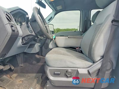 Zdjęcie 7 z 12 samochodu: 2015 FORD F350 SUPER DUTY VIN:1FT8W3B68FEA61497 - miniatura