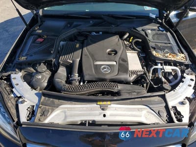 Zdjęcie 11 z 11 samochodu: 2015 MERCEDES-BENZ C 300 4MATIC VIN:55SWF4KBXFU072508 - miniatura