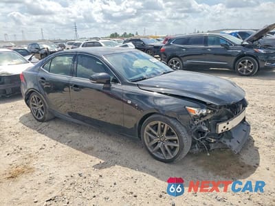 Czwarte zdjęcie samochodu z boku: 2016 LEXUS IS 200T BASE VIN:JTHBA1D25G5036205 - miniatura