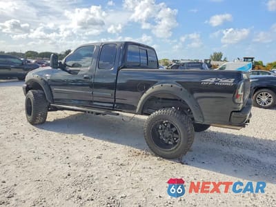 Drugie zdjęcie samochodu z przodu: 2000 FORD F150 VIN:1FTRX18LXYNA24361 - miniatura