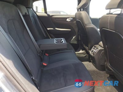 Zdjęcie 11 z 13 samochodu: 2023 VOLVO C40 RECHARGE PLUS VIN:YV4ED3GL5P2063747 - miniatura