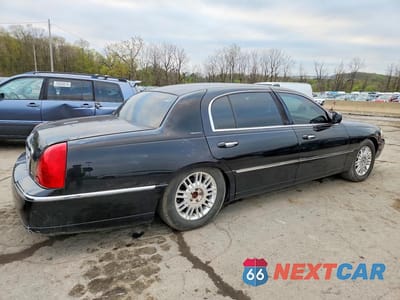 Trzecie zdjęcie samochodu z tyłu: 2011 LINCOLN TOWN CAR SIGNATURE LONG WHEELBASE VIN:2LNBL8FV7BX763778 - miniatura